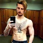 8-Bitryan Shirtless Photos Examined: Verified Fitness Updates vs Fan Memes
