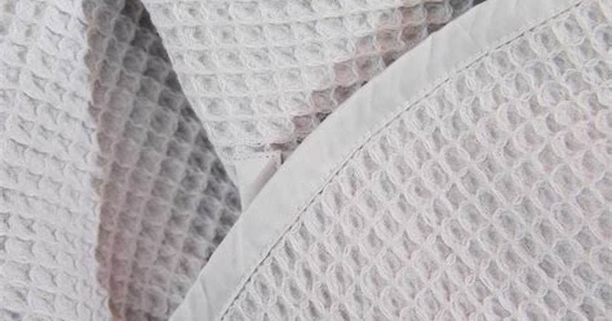 Boll & Branch Waffle Blanket Fact-Check: Cooling Marvel or Just Good Marketing?