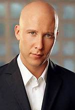 How Tall Is Michael Rosenbaum? Fact-Checking Lex Luthor’s Real Measurements