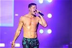 Imagine Dragons Singer Age Fact-Check: Dan Reynolds' Real Birthday and Bio
