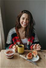 Molly Yeh Biography, Age, Height, Husband, Net Worth, Family