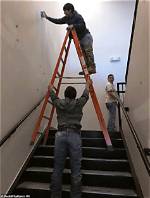 Stop Saying 'Ladder'! the Dangerous Translation Error Thousands of Spanish Speakers Make