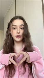 Who Is Dasha Taran? the Complete Tiktok Profile, Age, Career, and Faqs Explained