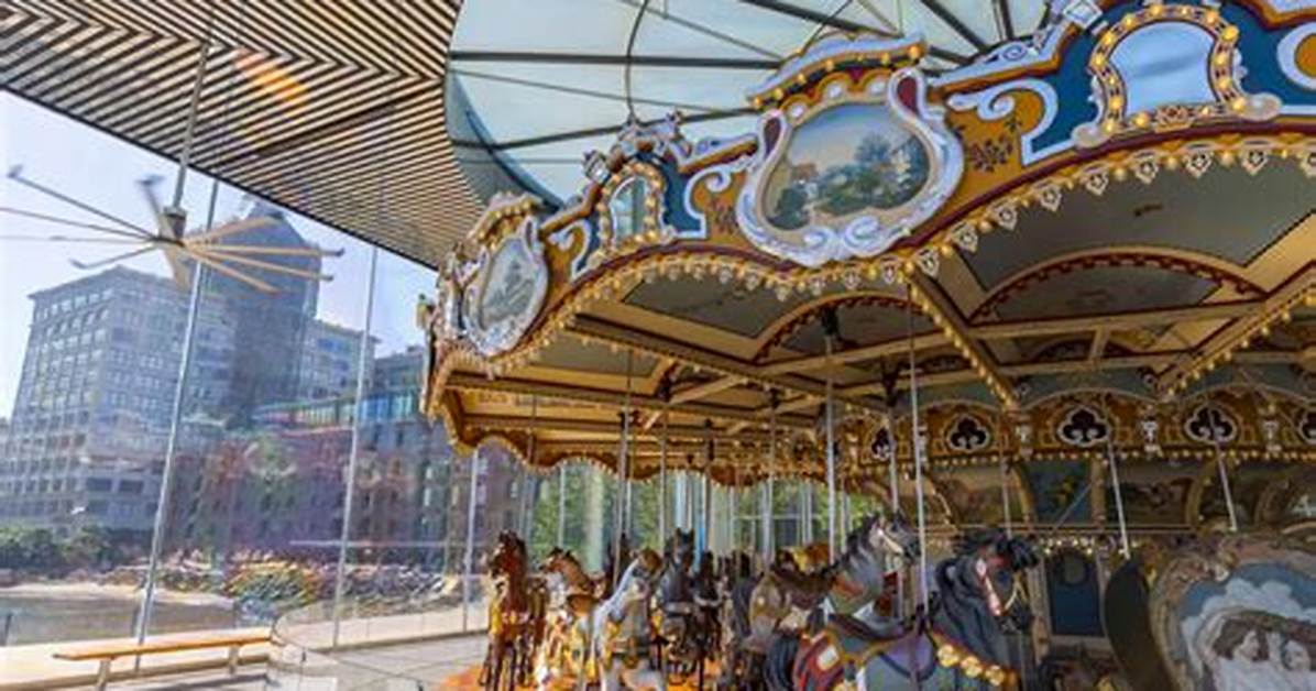 Why Jane’s Carousel Offers the Most Photographed Skyline Views in Brooklyn